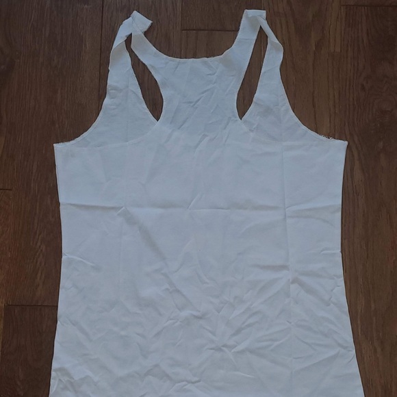 #MOMLIFE skull tank top - Picture 7 of 12